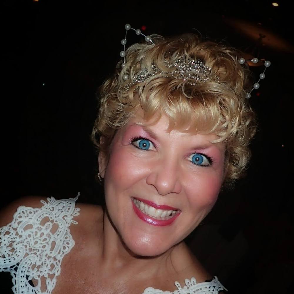 Meet your Posher, Dottie